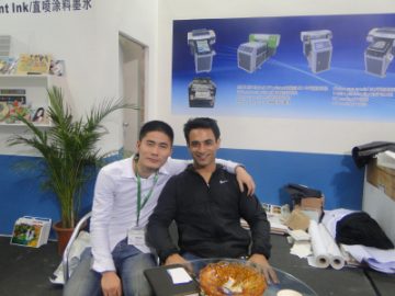 Фотографија на купувачи