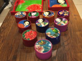 Традиционален подарок кутија